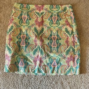 Ann Taylor brand, pencil/mini skirt Raspberry Mouse print (Fake pockets).